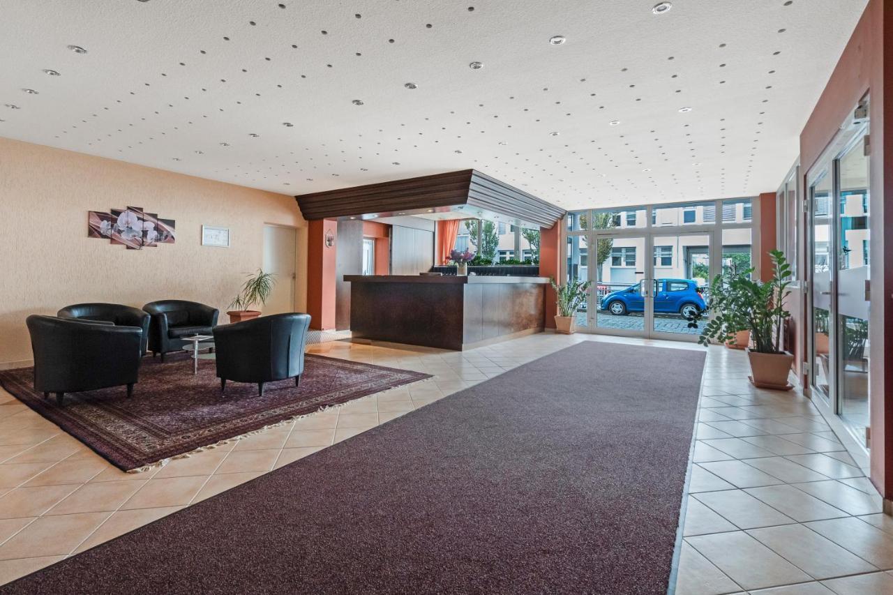 Hotel Imota Neuwied Buitenkant foto